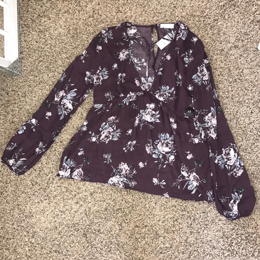 Brand new women's purple flower blouse XS